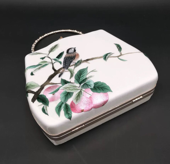手縫い蘇州刺繍バッグ りんごと鳥刺繍鞄  着物バッグ 2枚目の画像