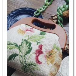 手縫い羊毛刺繍バッグ 刺繍バッグ 4枚目の画像