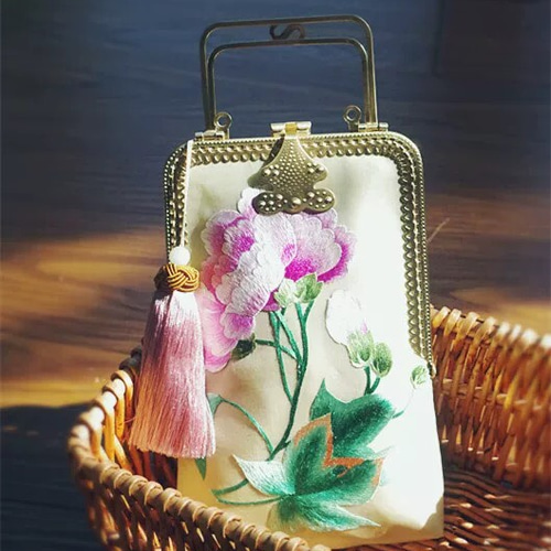 手縫い蘇州刺繍バッグ 刺繍鞄 ショルダーバッグ 初心 通販｜Creema 