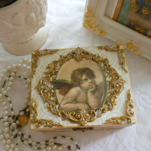 ヴィンテージ調ラファエロの天使の小箱・ジュエリーボックス・小物入れ