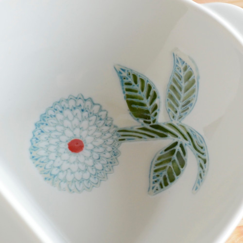 波佐見焼◎勲山窯◎ダリア マルチボウル (ブルー) 中皿 有限会社