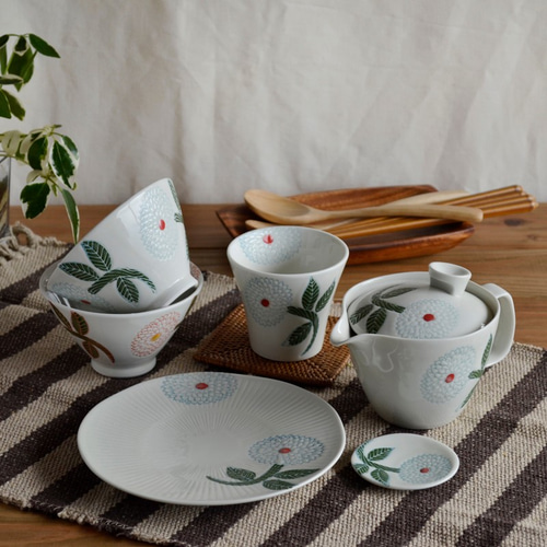 波佐見焼◎勲山窯◎ダリア 茶碗 (ブルー) 茶碗・めし碗 有限会社