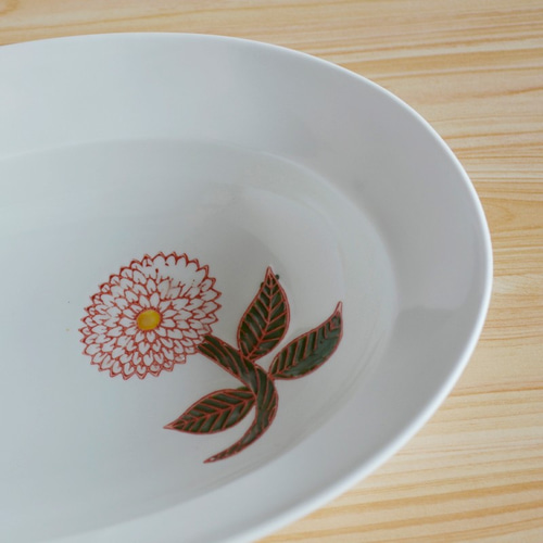 波佐見焼◎勲山窯◎ダリア(レッド) 楕円鉢 中皿 有限会社勲山製陶 通販