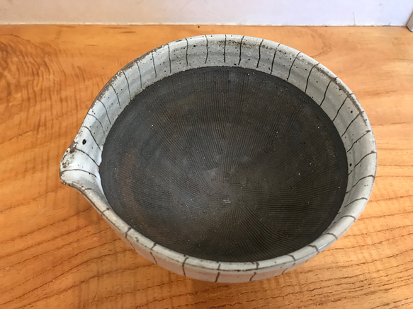 <<受注生産>>トクサ紋  6寸すり鉢   scraping bowl  strip desing 2枚目の画像