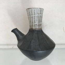 お銚子とぐい呑2個セット<黒マットトクサ柄>    1点もの   sake bottle＆cup set 2枚目の画像