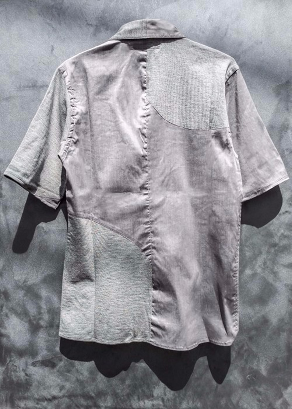 Symmetric Cut Short Sleeve Stretch Shirt - Gray Size2 第2張的照片