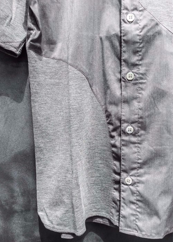 Symmetric Cut Short Sleeve Stretch Shirt - Gray Size2 第5張的照片