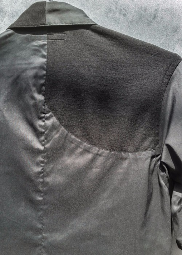 Symmetric Cut Short Sleeve Stretch Shirt - Black Size1 第7張的照片
