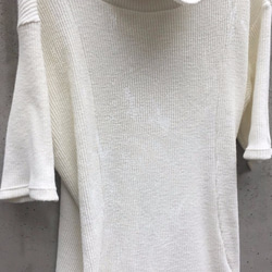 White Coated Cotton Stretch High Neck Half Sleeve Long Knit 第6張的照片