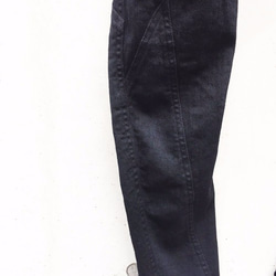 Black Thirty Pieces Irregular Cut Stretch Denim Pants Size2 第7張的照片