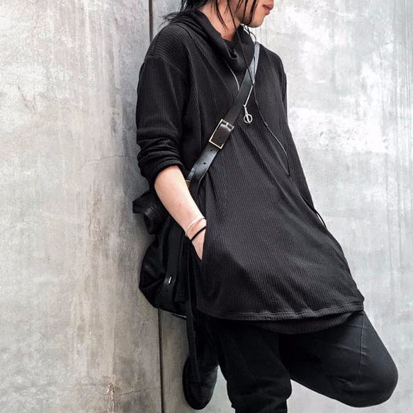 Japanesepaper High Neck Long Cut&Sewn - Black Size2 第1張的照片