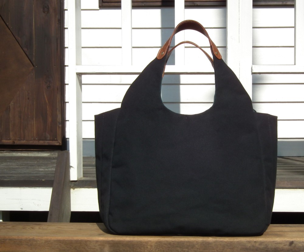 Nui　帆布トートバッグ　[ブラック]　レザー　キルティング　《受注生産》