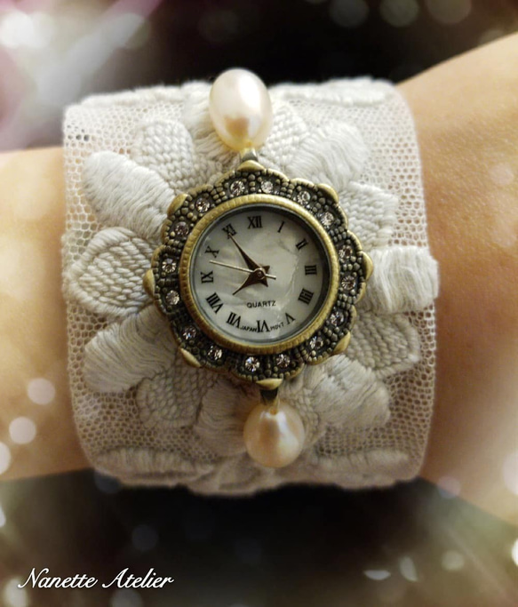 ナネットアトリエ手作りジュエリー：アンティークレースの腕時計2.0 1枚目の画像