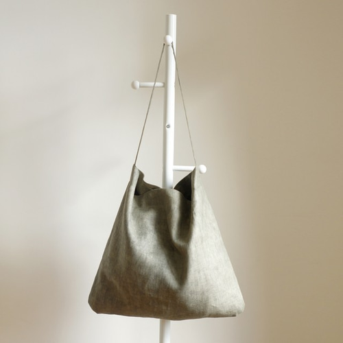 シンプルショルダーバッグ（カーキ） ショルダーバッグ cle 通販