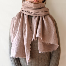 【送料込】 草木染め utakatowa ストール 】 【cochineal ストール SILK RAW 小物