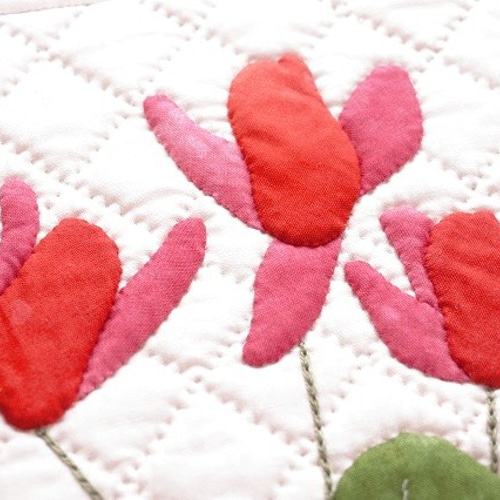 パッチワークキルト❣️パステルカラー❣️バラ パッチワークキルト❣️パステルカラー❣️バラ Chubbymamaの