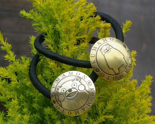 ヘアゴム　くまモン　新品未使用 くまモンのコンチョ（ヘアゴム・アクセサリー・真鍮製