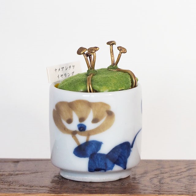 BONSAI MUSHROOM ナメアシタケ イヤリング