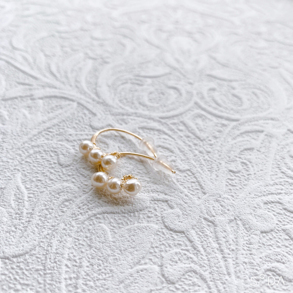 vintage M.H triple pearl pierced earrings (white) 3枚目の画像