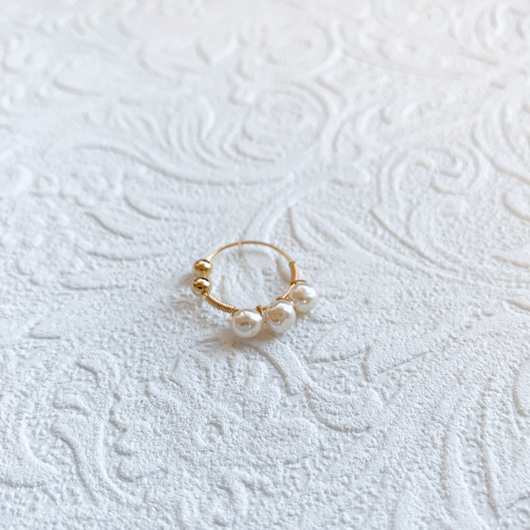 vintage M.H triple pearl earcuff (white) 3枚目の画像