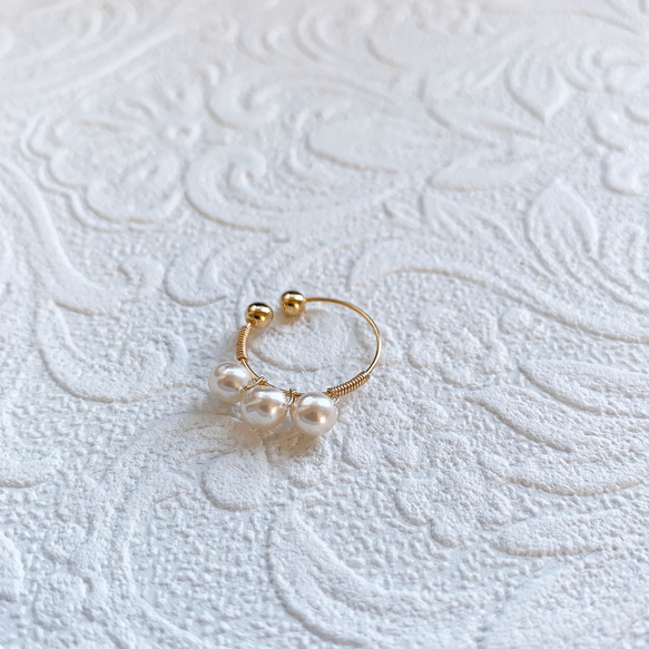 vintage M.H triple pearl earcuff (white) 5枚目の画像