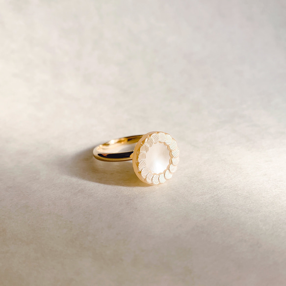 vintage German circle pearl button ring 5枚目の画像