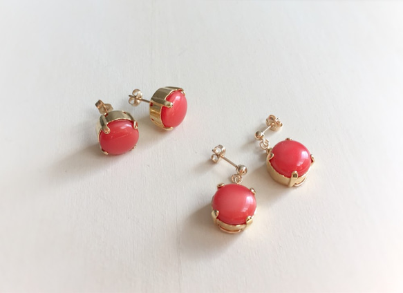 shell button earrings (coral) 1枚目の画像