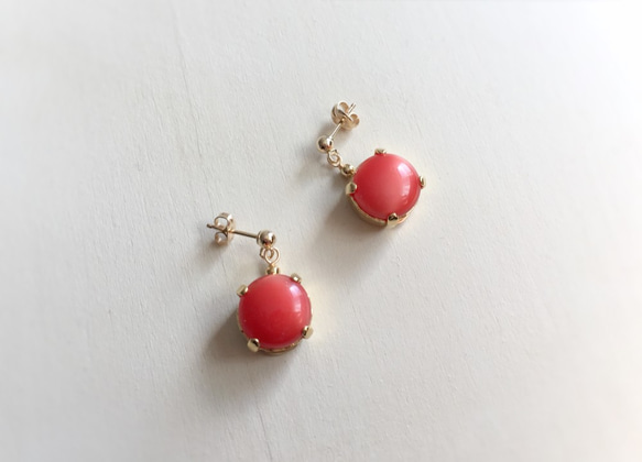 shell button earrings (coral) 3枚目の画像