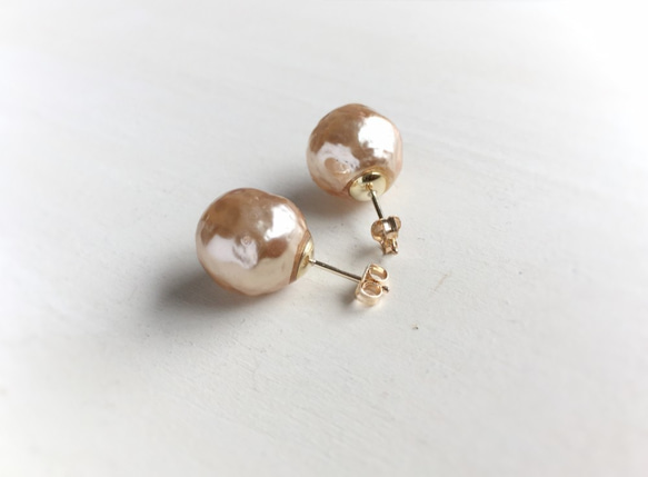 M.H pearl stud earrings 3枚目の画像