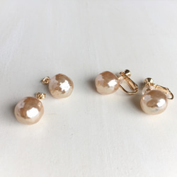 M.H pearl stud earrings 4枚目の画像