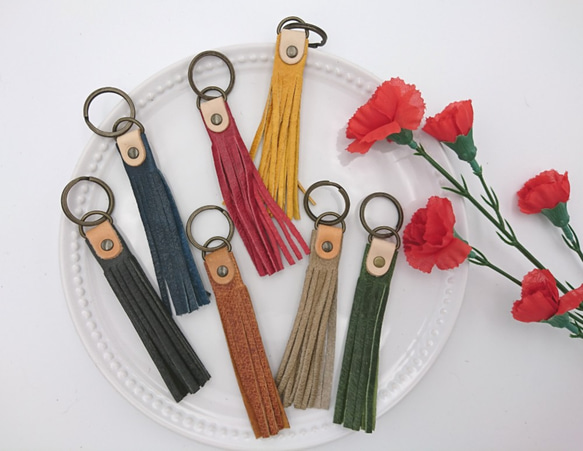 皮革鑰匙扣 [7 種顏色可供選擇] 母親節禮物鑰匙圈小巧禮物皮革手袋吊飾男士女士母親節 第1張的照片