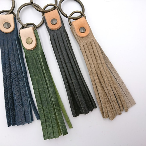 ギフトに きれいカラフルレザー【MAHIYA】タッセル キーホルダー ギフトに きれいカラフルレザー【MAHIYA】タッセル キーホルダー