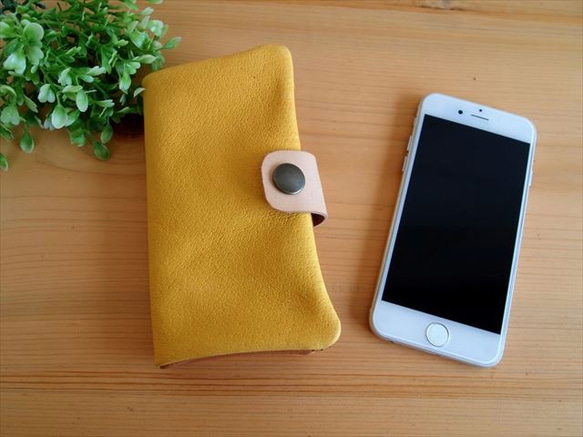 [定做經典黃色]豬皮革柔軟手機殼 [多模式對應]革蓋[iphone6，XPERIA]黃色 第1張的照片