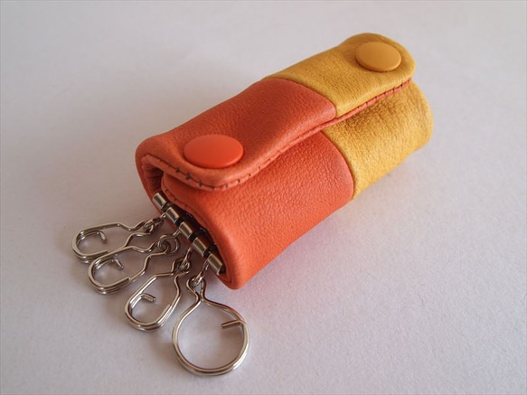 [定制] 皮革鑰匙包 [橙色 x 黃色] 雙色雙色皮革鑰匙圈創新生活禮物 第4張的照片