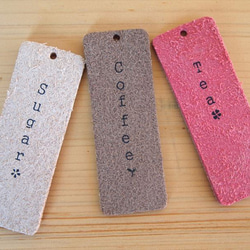 彩色皮革標籤[10個一組]顏色分類產品標籤皮革地板革皮革包裝材料名稱標籤鑰匙鏈 第5張的照片