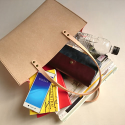 床革【トートバッグ / ワイド】ハードタイプ【選べる６色】A4収納可　大きめサイズ　お仕事バッグ　新生活　レザー　ギフト 8枚目の画像