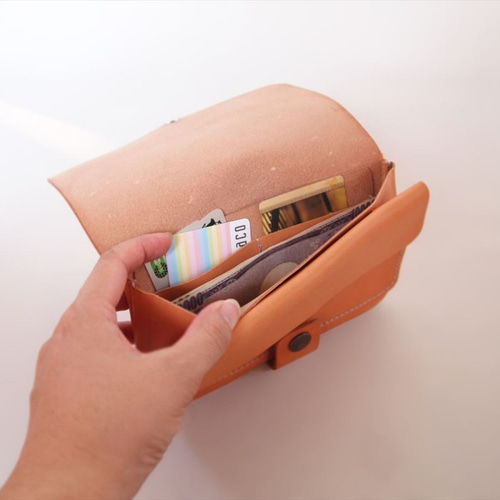 トラッカーウォレット　国産ヌメ革　長財布 トラッカーウォレット/ロング】国産ヌメ革 茶芯 ブラック 黒