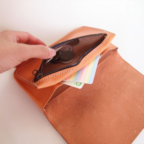 特価牛ヌメ革【シンプル長財布 / ブラック】メンズライクなトラッカー