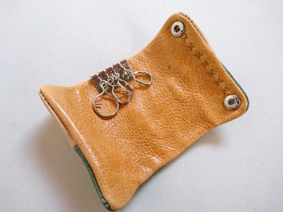 免費送貨[一件]多色皮革鑰匙包軟豬皮革1901009 /皮革男士女士禮物 第3張的照片