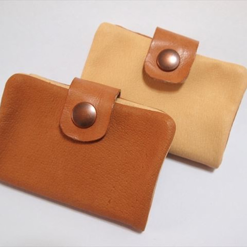 豚皮の入れ物 豚皮の入れ物