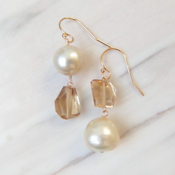 K14GF southern sea pearl & champagne quartz pierce 1枚目の画像