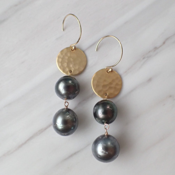 【SALE♡】K14GF tahitian pearl & hammered metal pierce 2枚目の画像