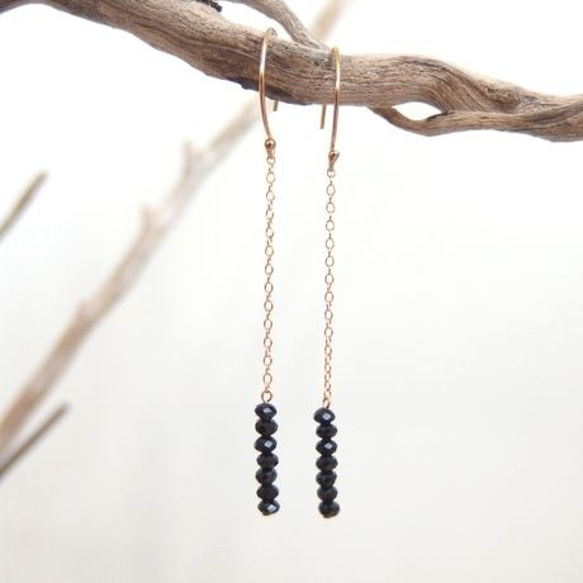 K14GF simple black line necklace with a charm 3枚目の画像