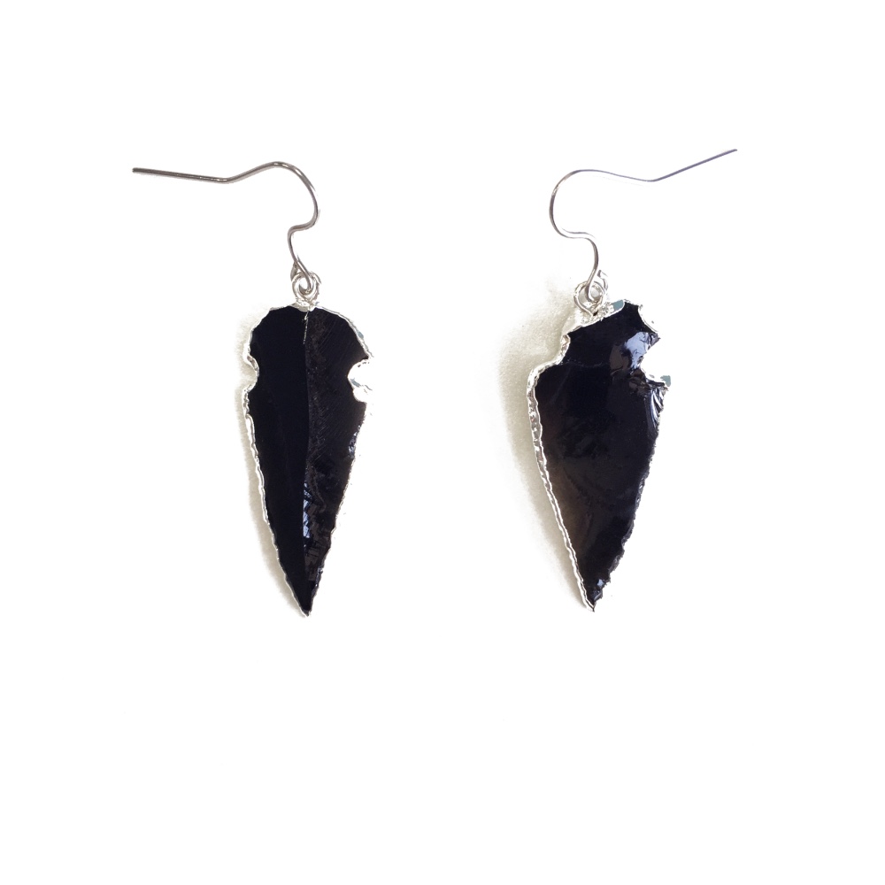 14k-karat gold obsidian heart earrings（Retail for single）