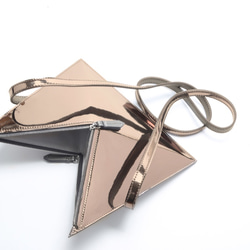 triangle mini faux leather shoulder bag 8枚目の画像