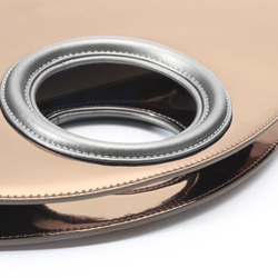 round faux leather clutch bag 6枚目の画像