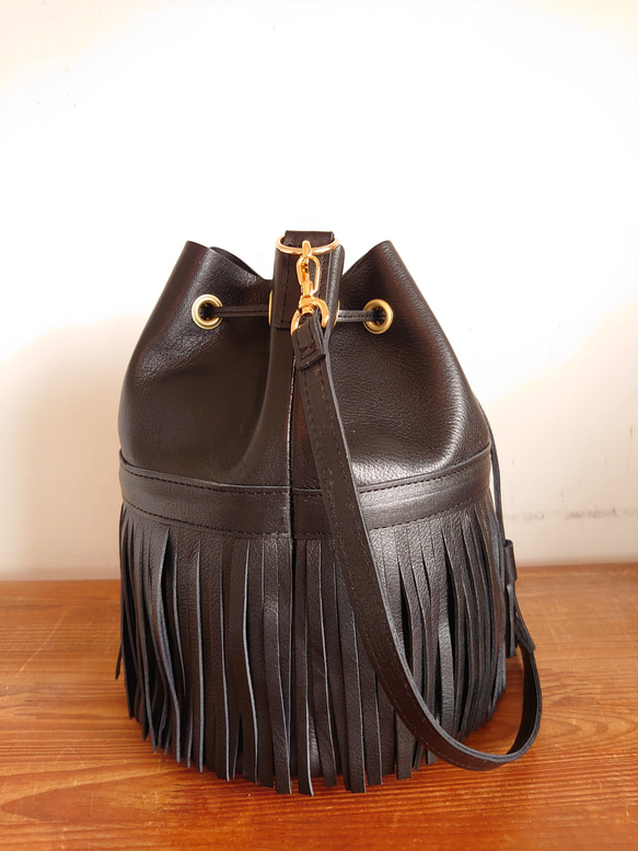 秋冬バッグ　選べるカラー 20色  レザーフリンジ巾着ショルダーバッグ  受注生産  UB-15 3枚目の画像