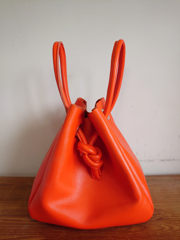 秋冬バッグ　選べるカラー20色  レザートートバッグ  巾着  受注生産  UB-16 2枚目の画像