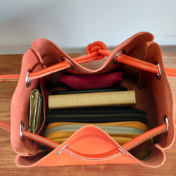 秋冬バッグ　選べるカラー20色  レザートートバッグ  巾着  受注生産  UB-16 7枚目の画像