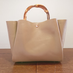 秋冬バッグ　選べるカラー20色バンブーハンドル レザー2wayトートバッグ受注製作 UB-12 2枚目の画像